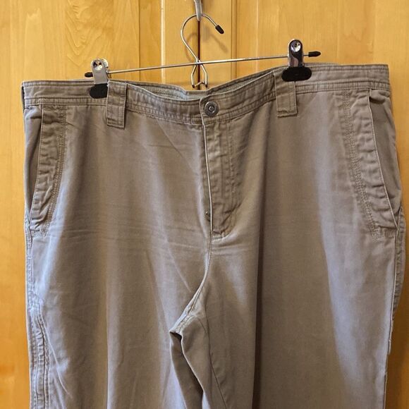 Columbia khaki pants  - Picture 3 of 5